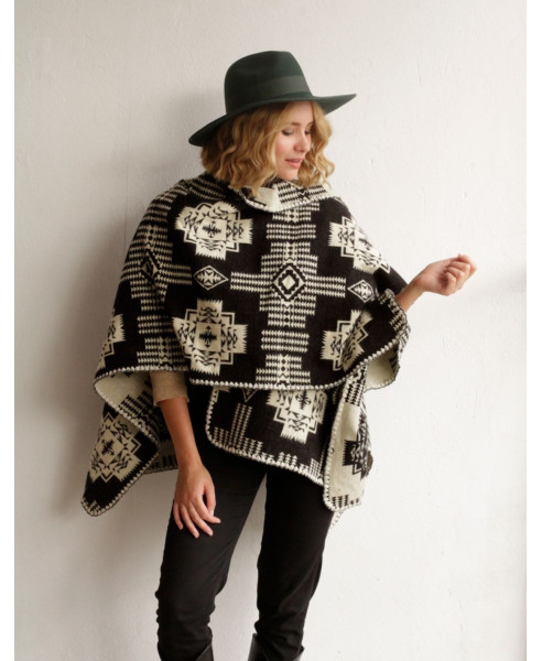 SIERRA BLACK| PONCHO