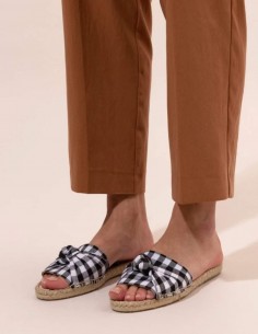 OLIVIA PETTITE | FLATS 2