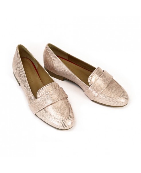 VEGA | LOAFERS